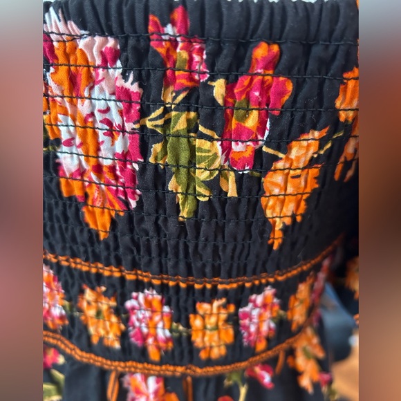 Japna NWT Black Floral Puff Sleeve Midi Dress Size Small Cottagecore Romantic - Picture 9 of 11